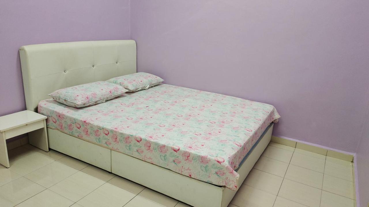 Muslim Dinaim Homestay Tanjong Malim Exteriör bild