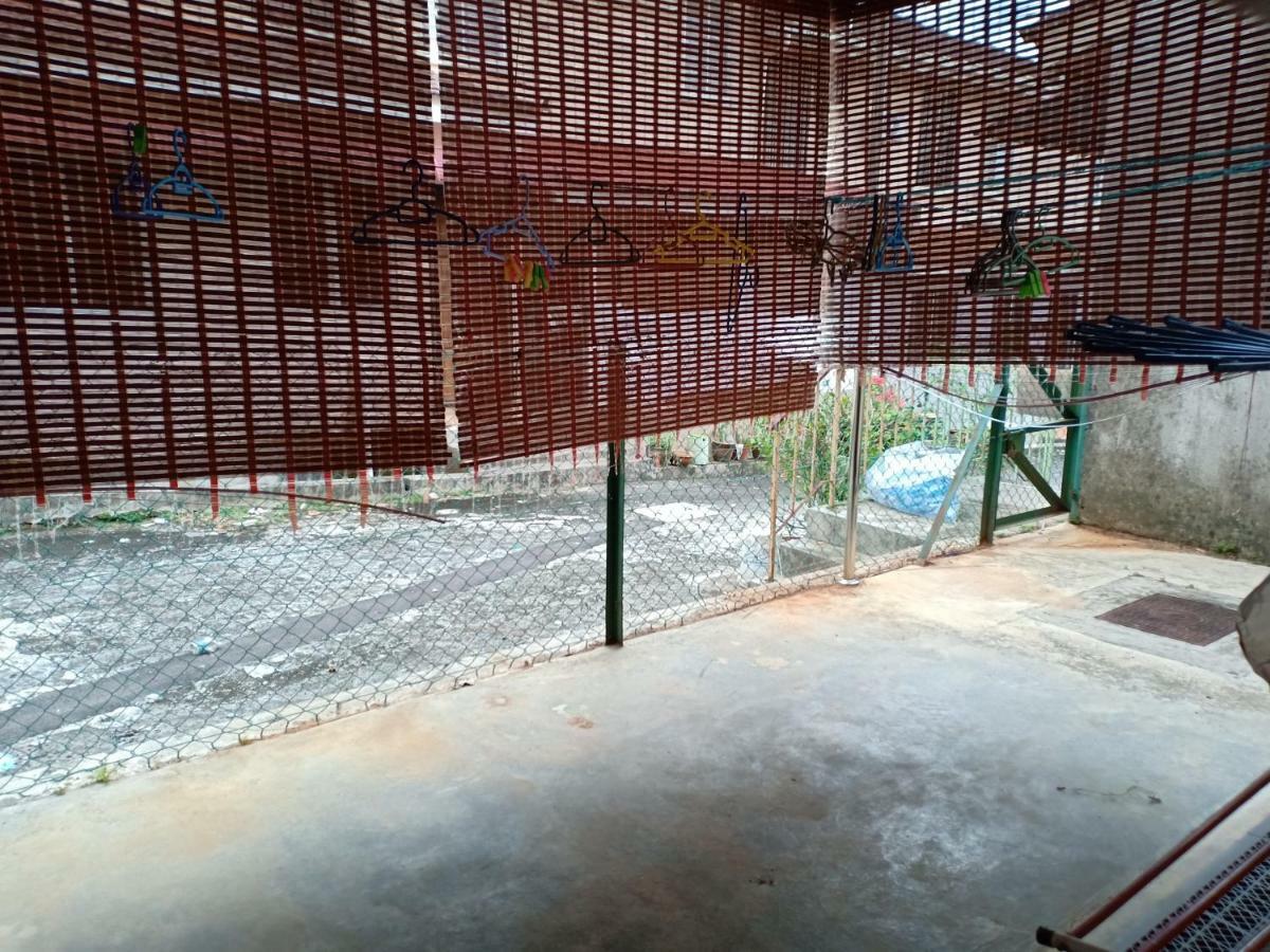 Muslim Dinaim Homestay Tanjong Malim Exteriör bild